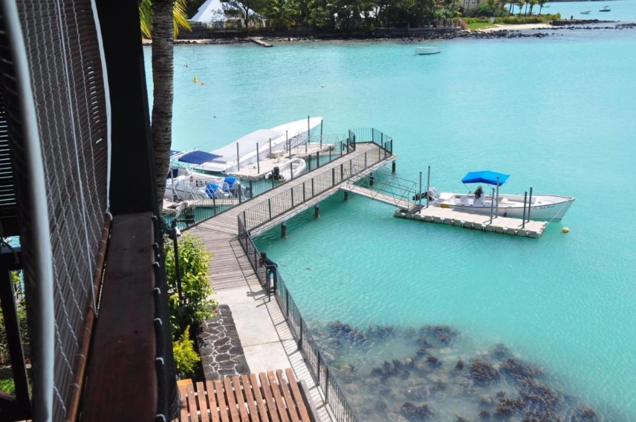 Sunset Boulevard, Grand Bay Luaran gambar